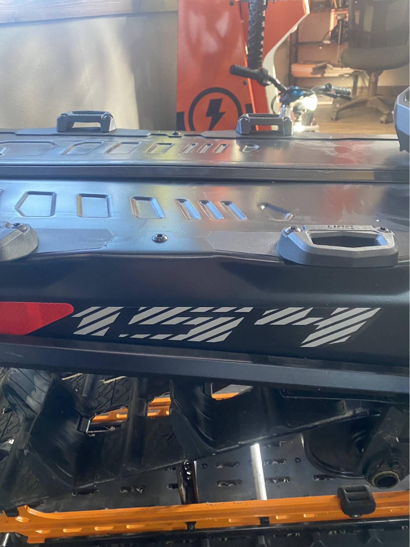 A photo of this 2024 Ski-Doo Summit X Expert 154 850 E-TEC SHOT PowderMax X-Light 3