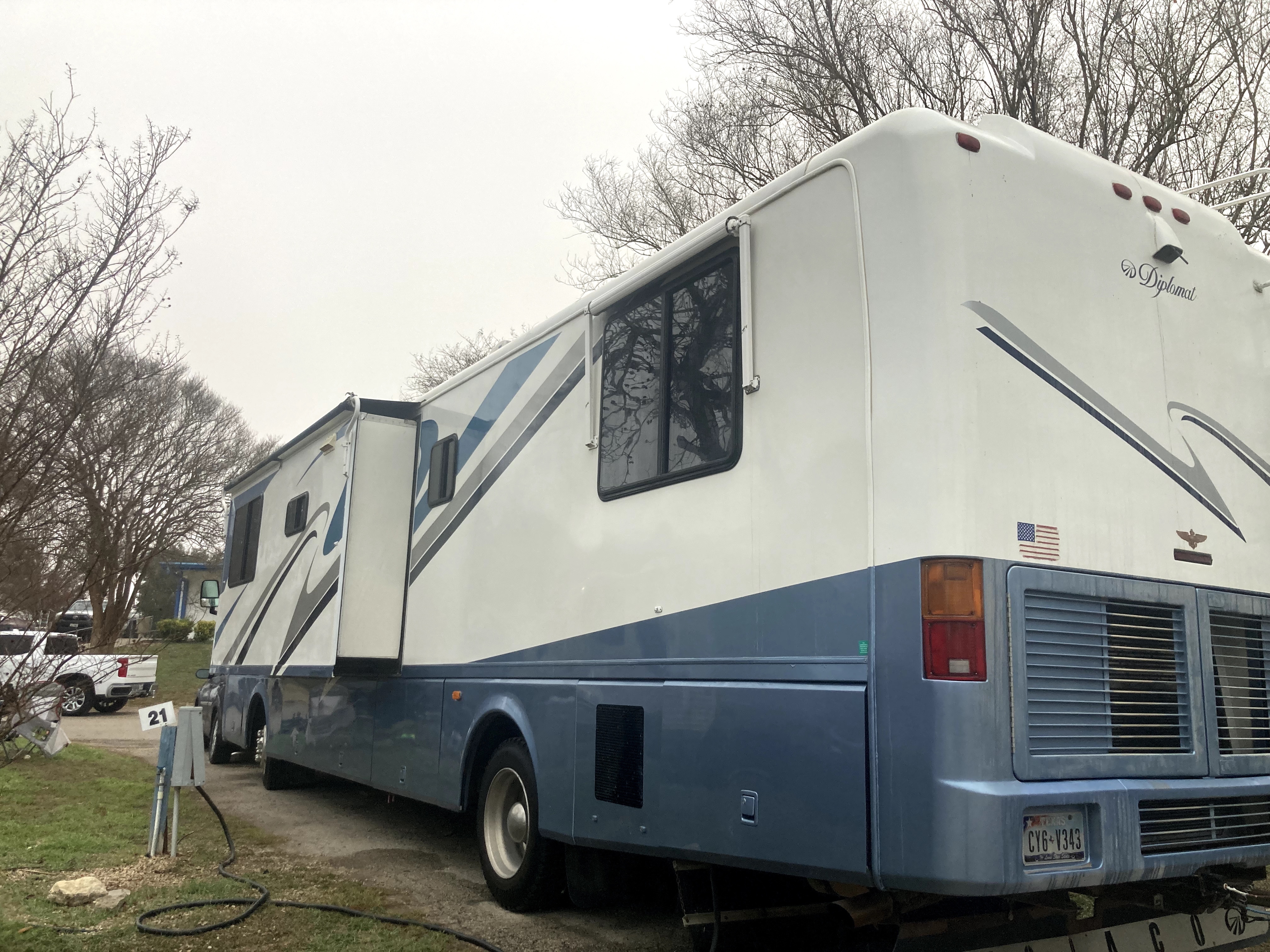 2000 Monaco DIPLOMAT 38 A in brownsville TX