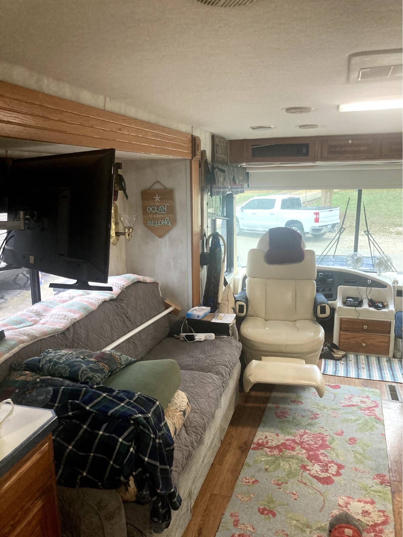 A photo of this 2000 Monaco DIPLOMAT 38 A