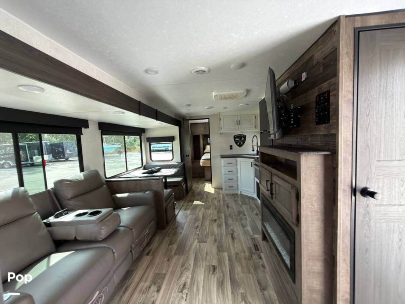 A photo of this 2024 Venture Rv Stratus 261VRB