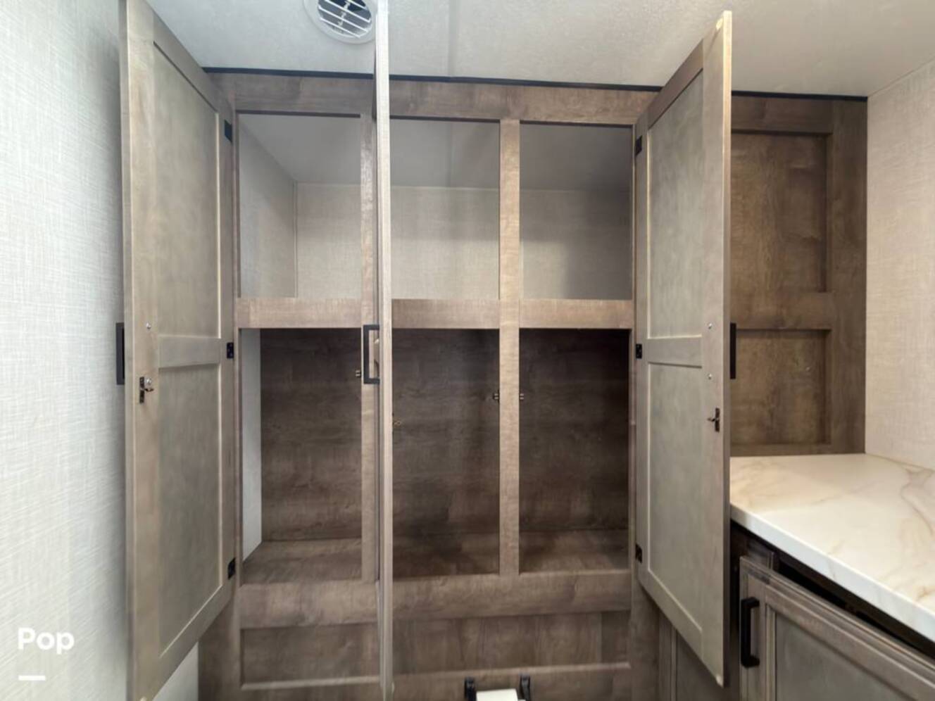 A photo of this 2024 Venture Rv Stratus 261VRB