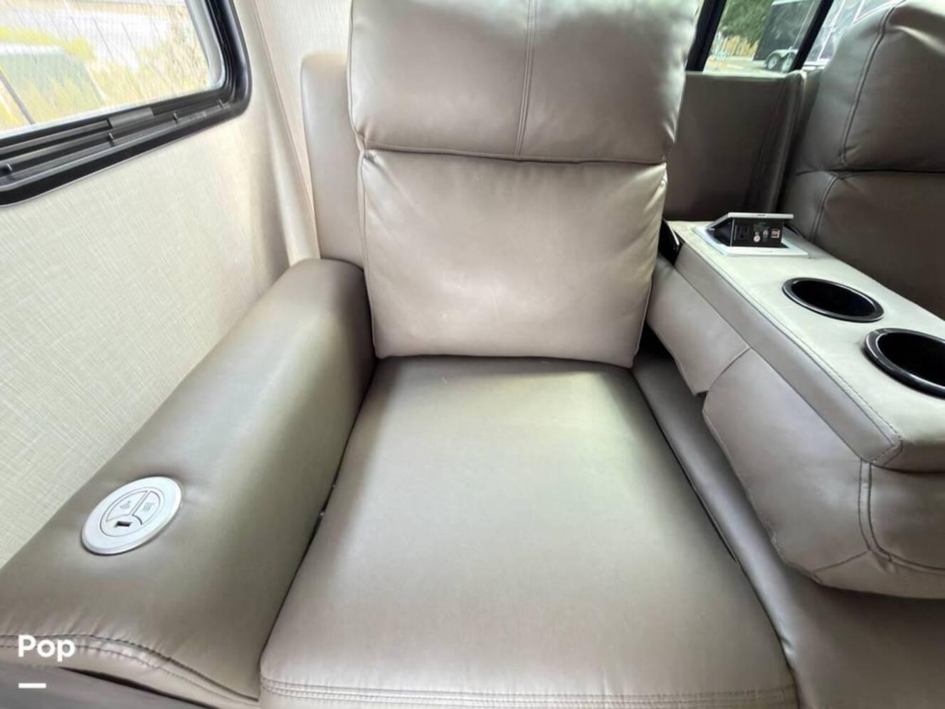 A photo of this 2024 Venture Rv Stratus 261VRB