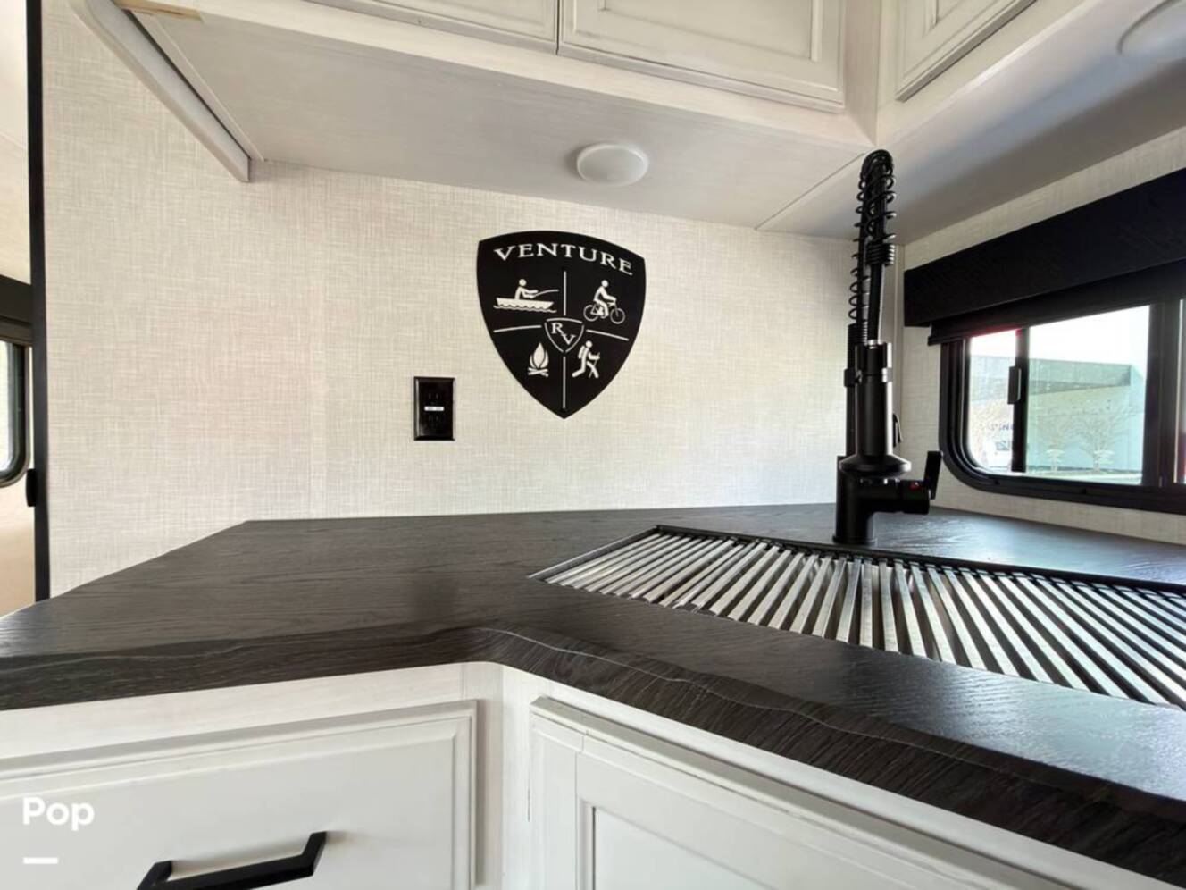 A photo of this 2024 Venture Rv Stratus 261VRB