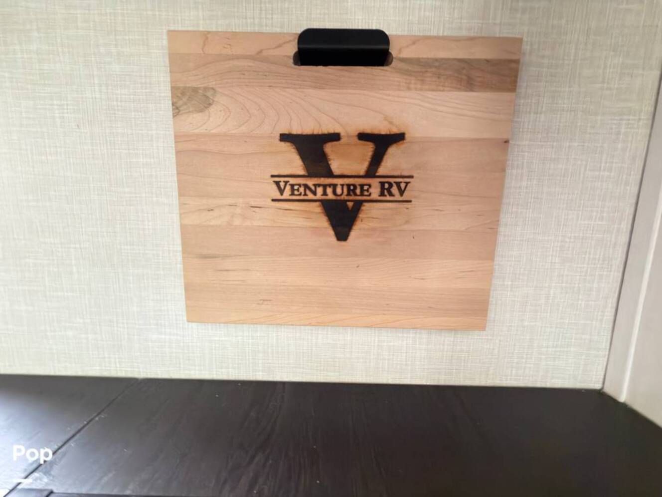 A photo of this 2024 Venture Rv Stratus 261VRB