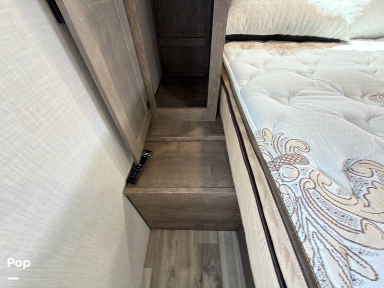 A photo of this 2024 Venture Rv Stratus 261VRB