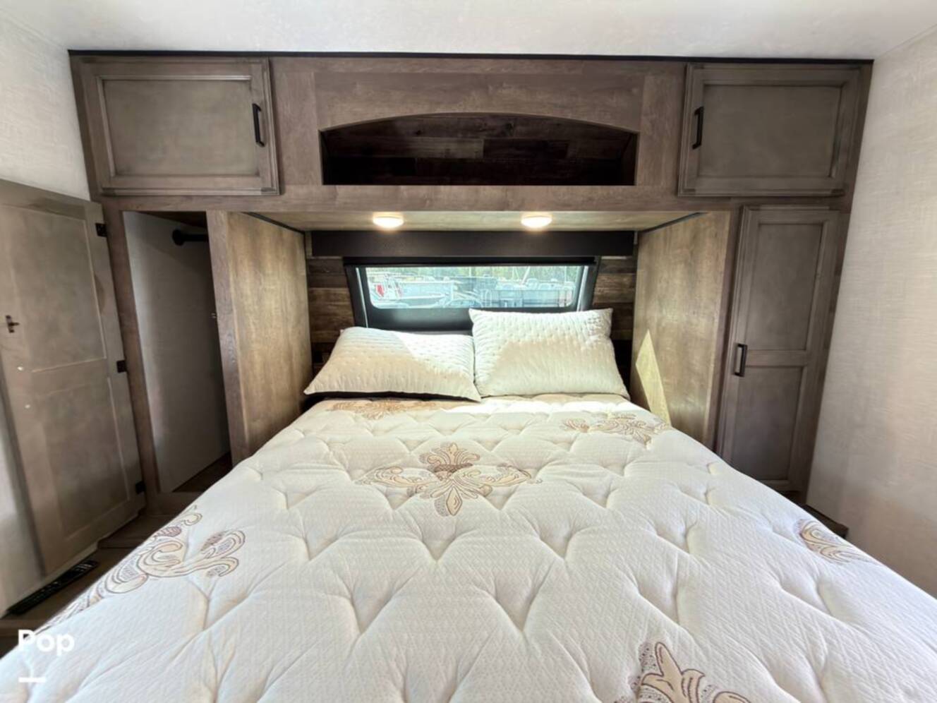 A photo of this 2024 Venture Rv Stratus 261VRB