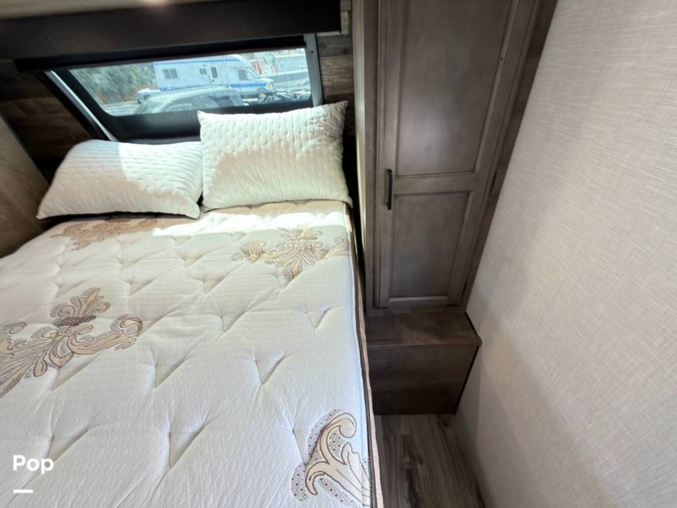 A photo of this 2024 Venture Rv Stratus 261VRB