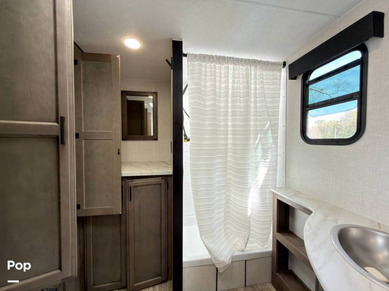 A photo of this 2024 Venture Rv Stratus 261VRB