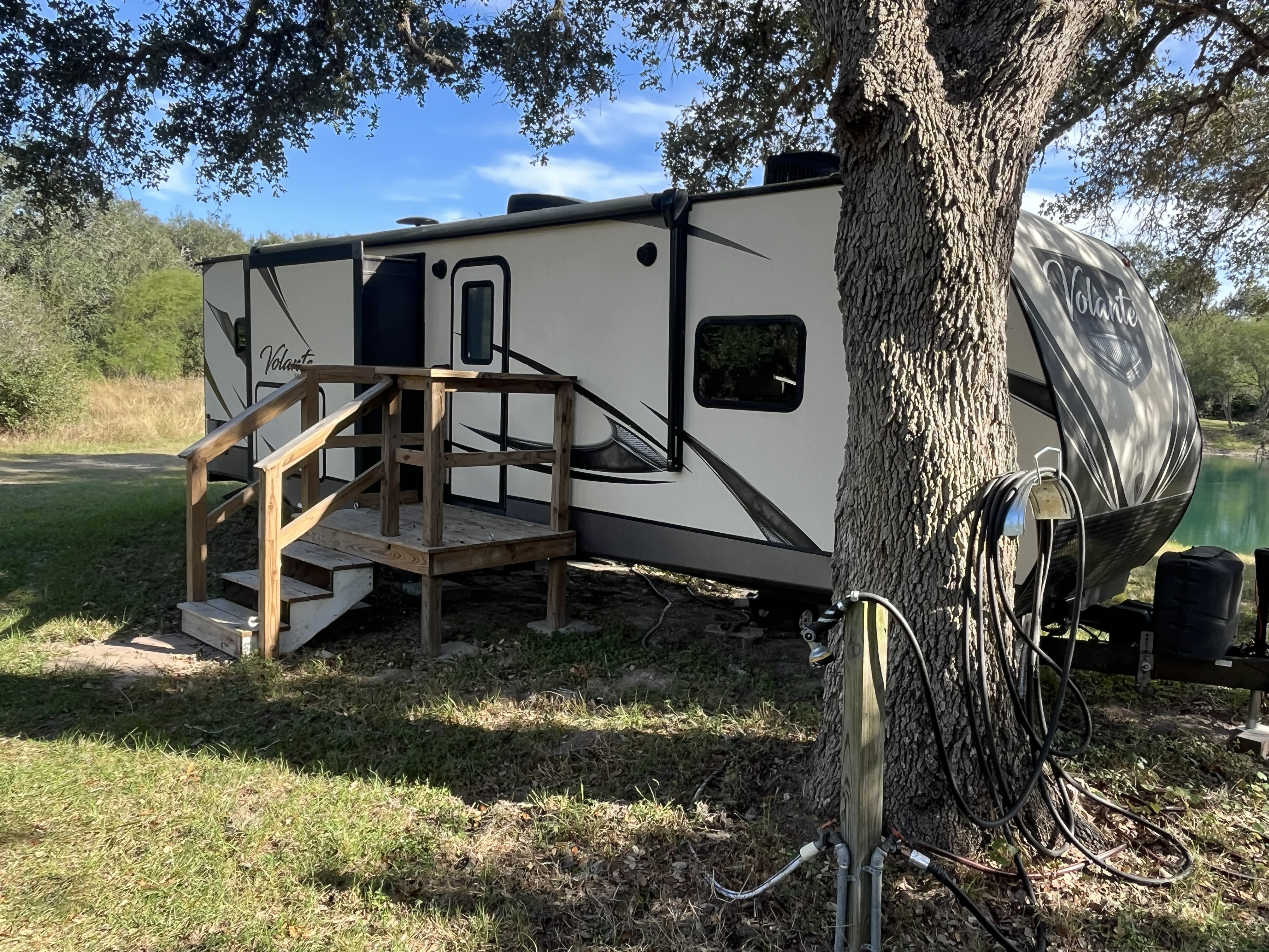 2018 Crossroads VOLANTE VL30EK RV