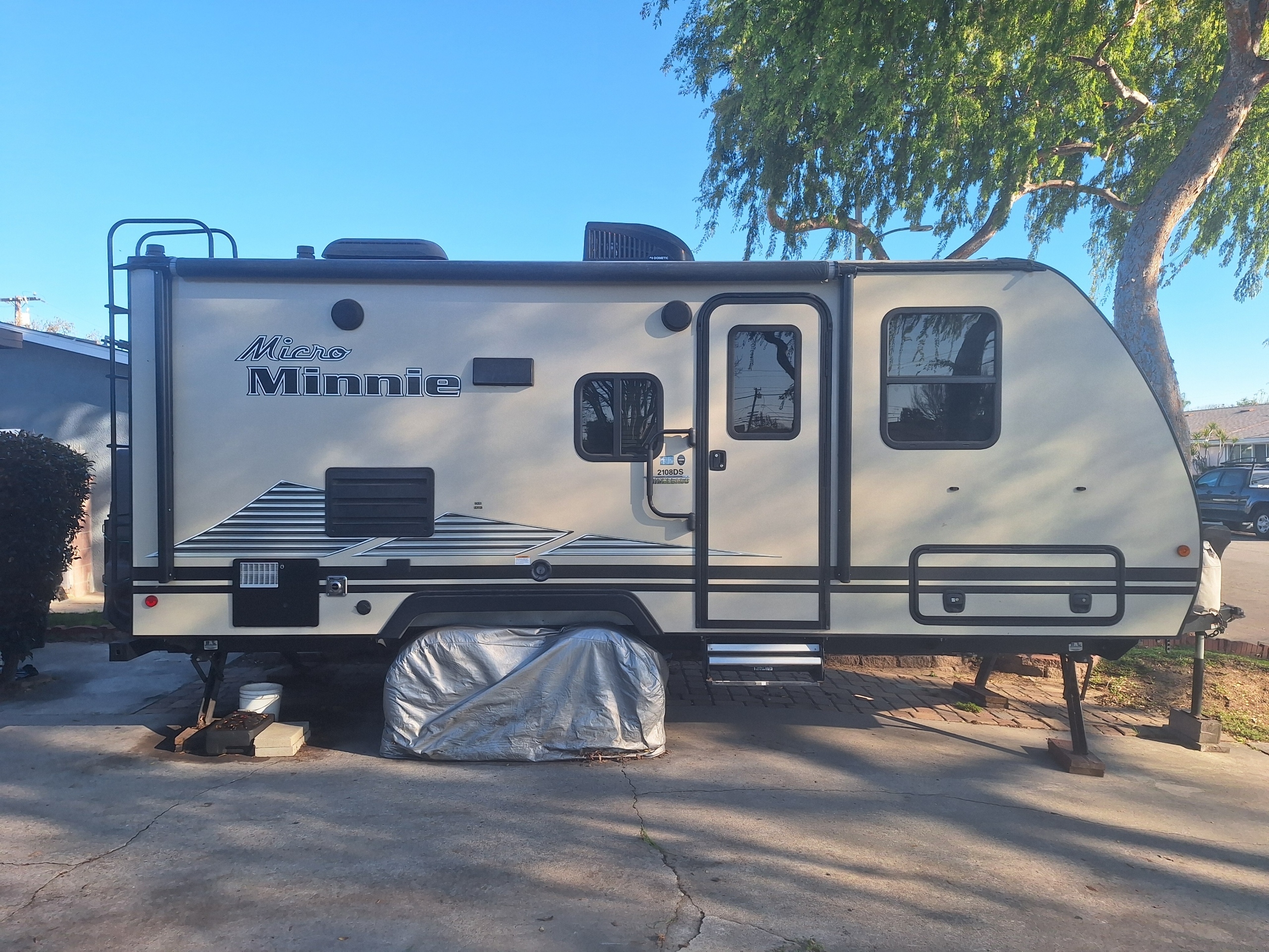 2020 Winnebago MICRO MINNIE 2108DS RV