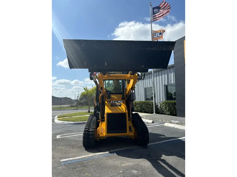 2026 JCB 1CXT