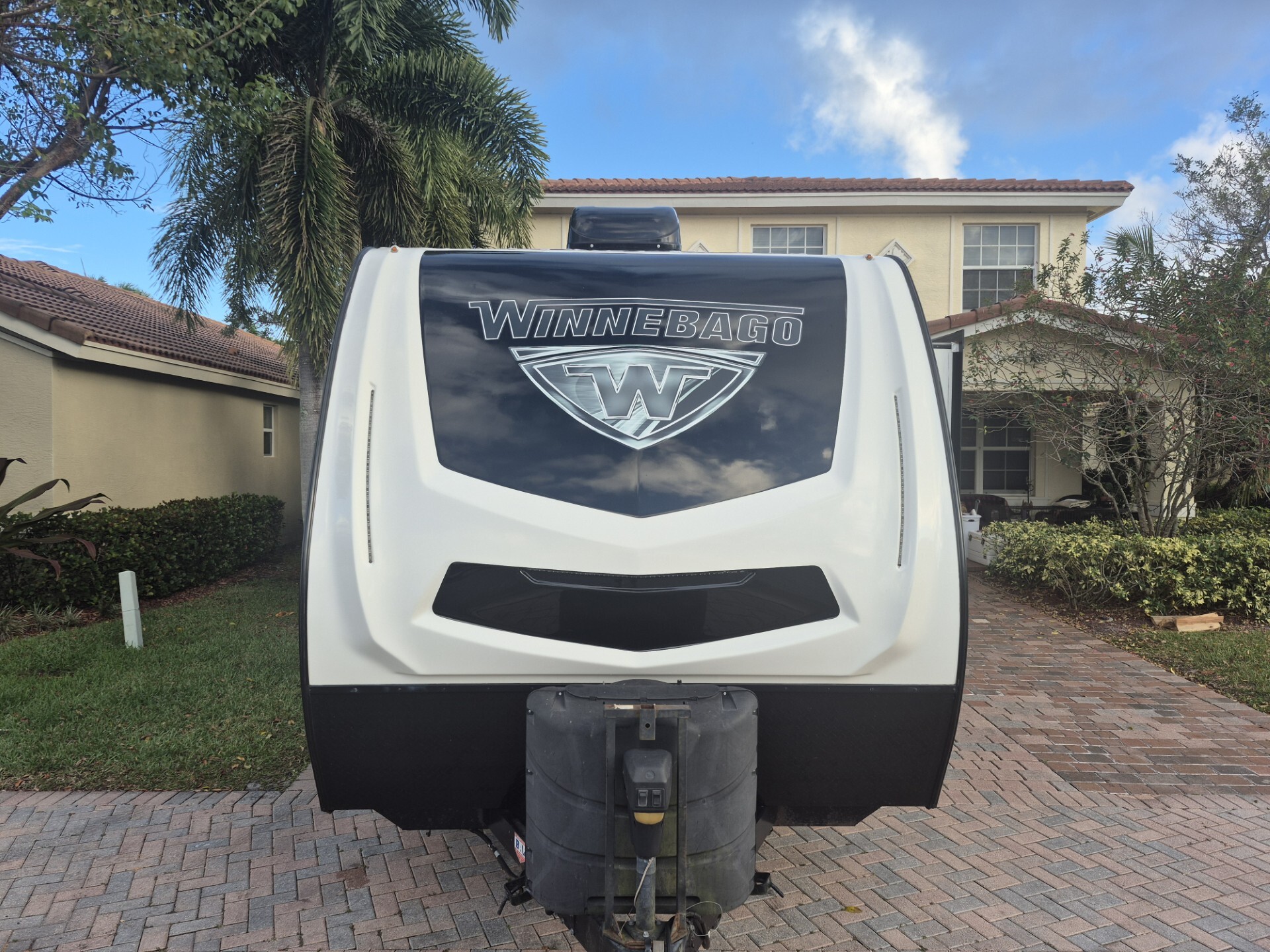 2019 Winnebago MINNIE PLUS 27BHSS in stuart FL