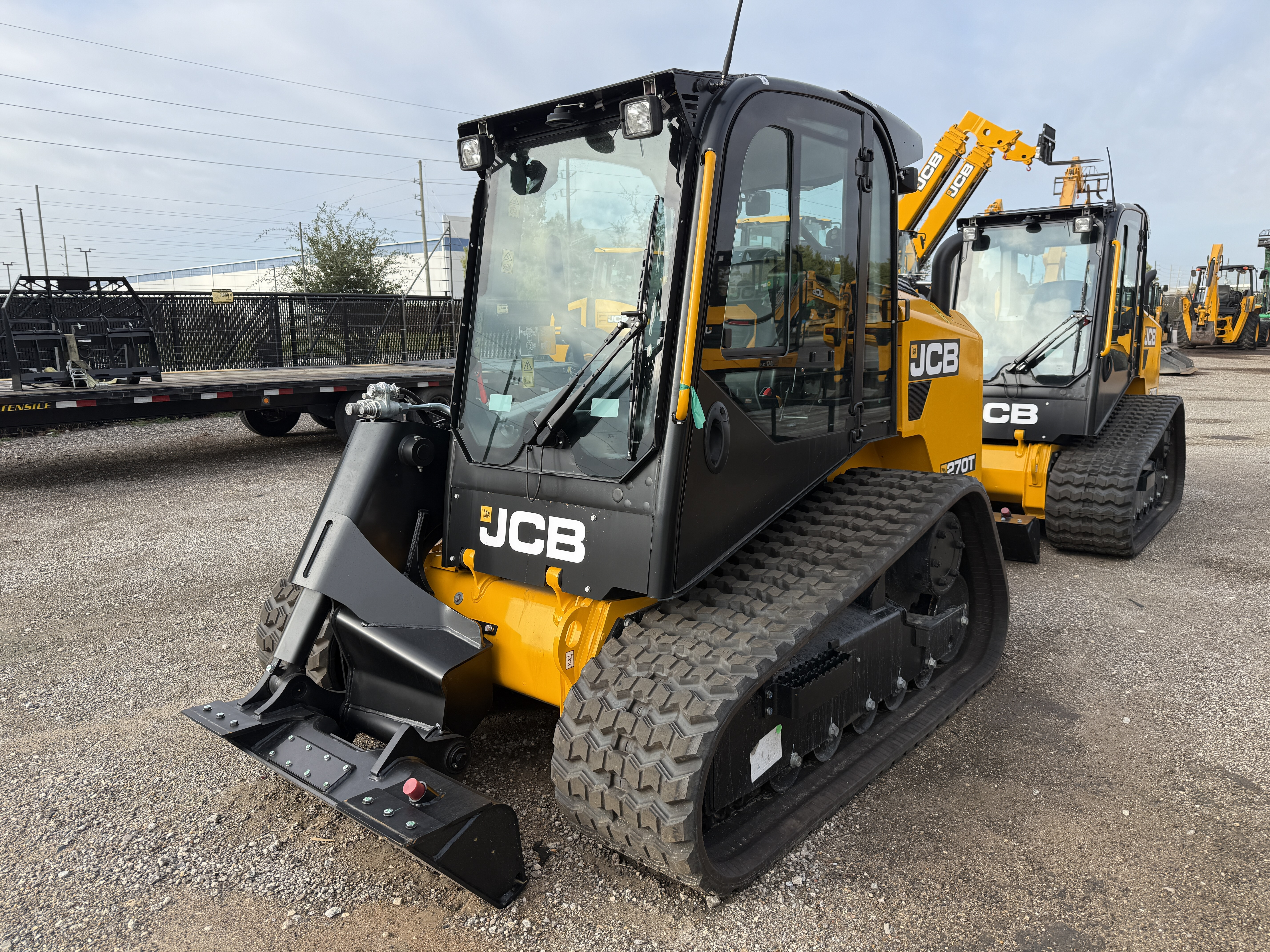 Mustang 2044 Skid Steers For Sale - Mustang 2044 Skid Steers