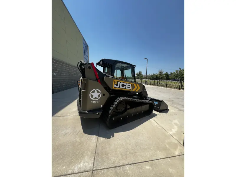 2025 JCB 3TS-8T