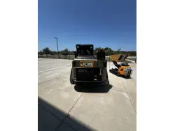 2025 JCB 3TS-8T