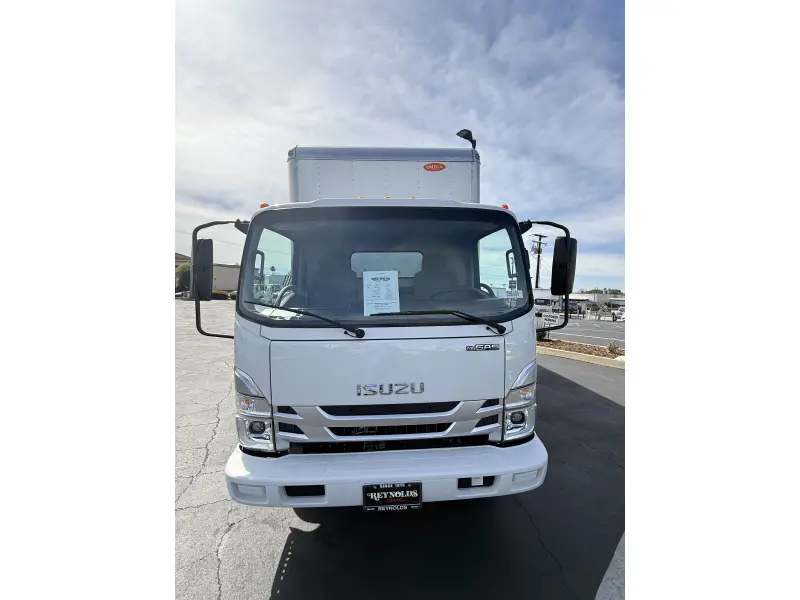 2025 ISUZU NRR GAS