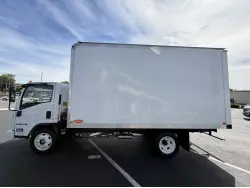 2025 ISUZU NRR GAS