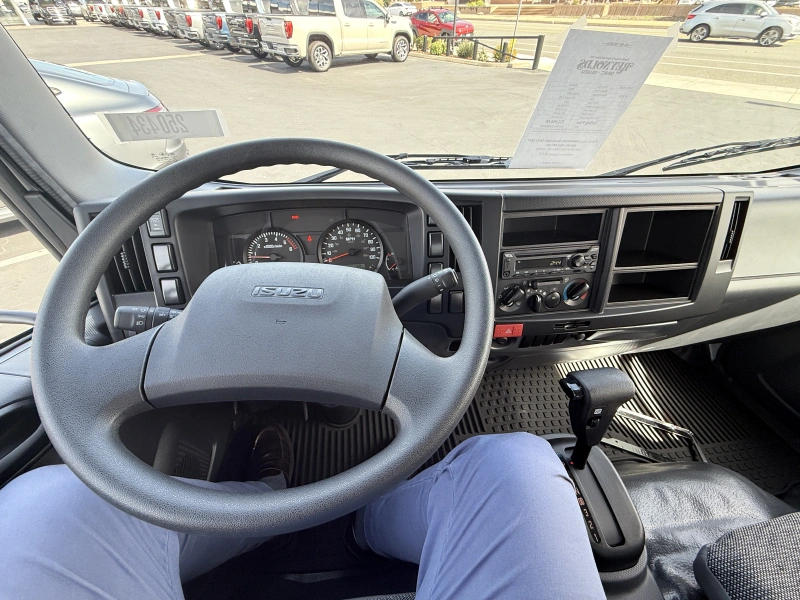 2025 ISUZU NRR GAS