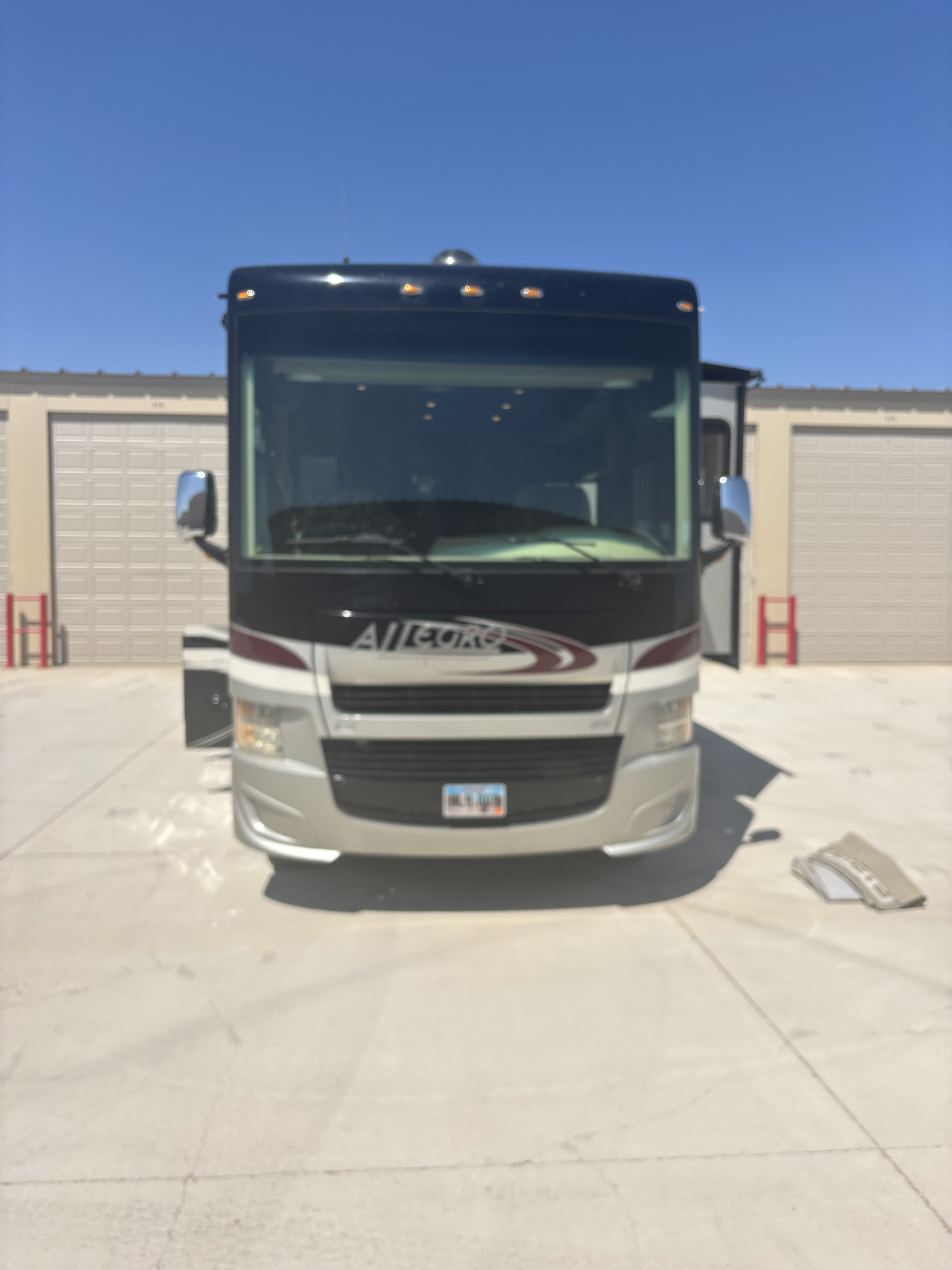2016 Tiffin Motorhomes ALLEGRO 32 SA in livermore CO