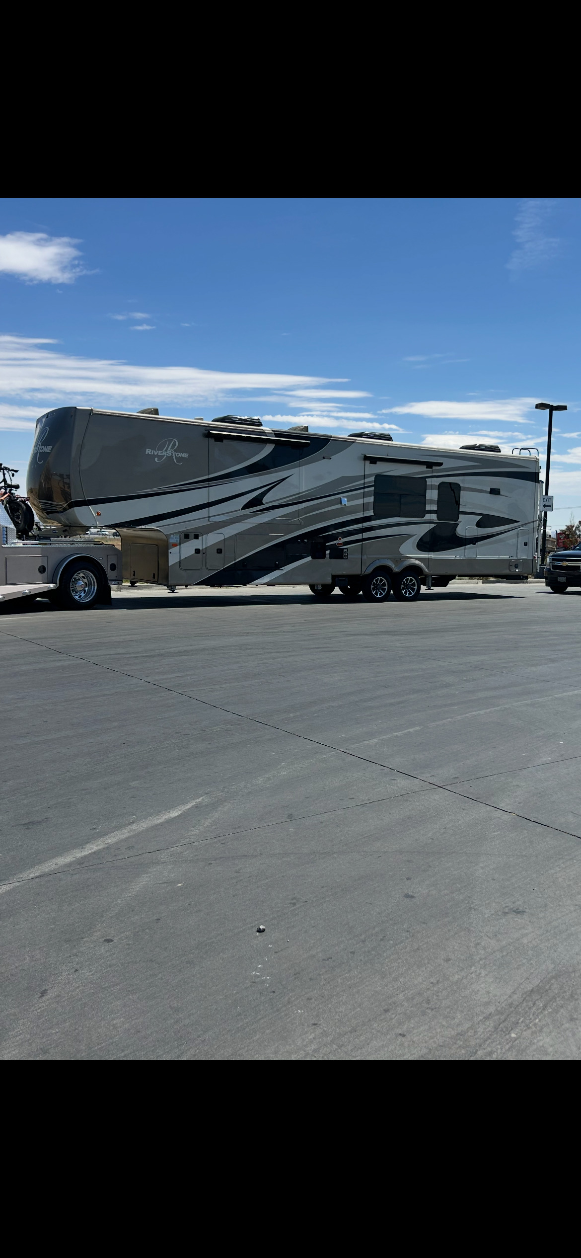 2018 Forest River RIVERSTONE 39RKFB RV