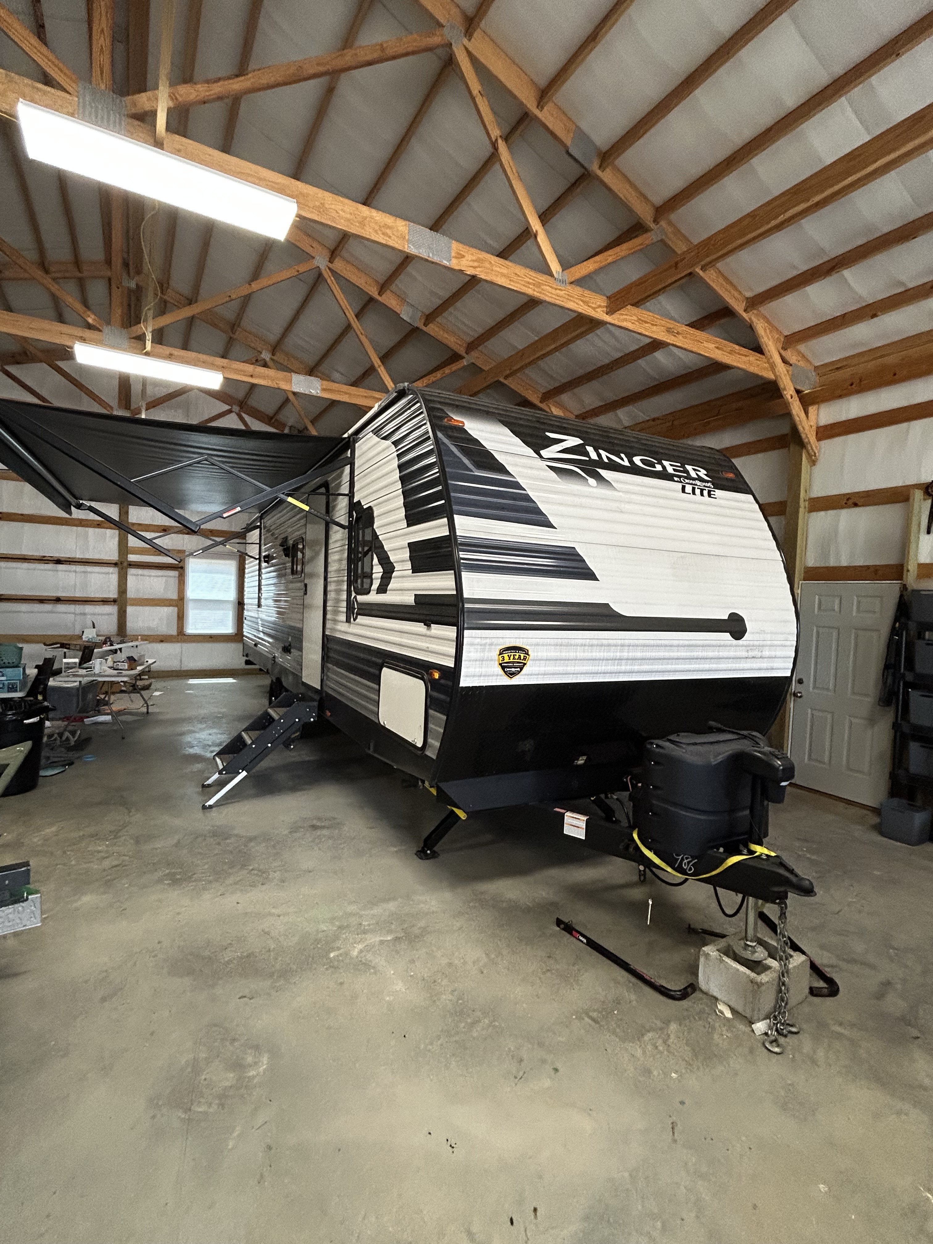 2022 Crossroads ZINGER LITE 270BH in bradford AR