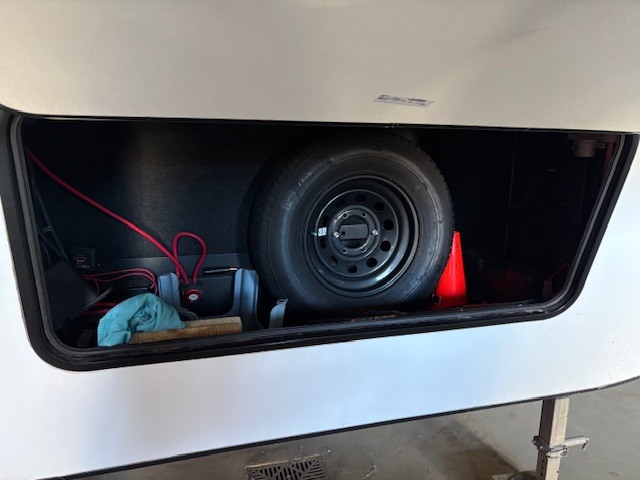 2023 Dutchmen ASTORIA FIFTH WHEEL 1500 2533RDF in clive IA
