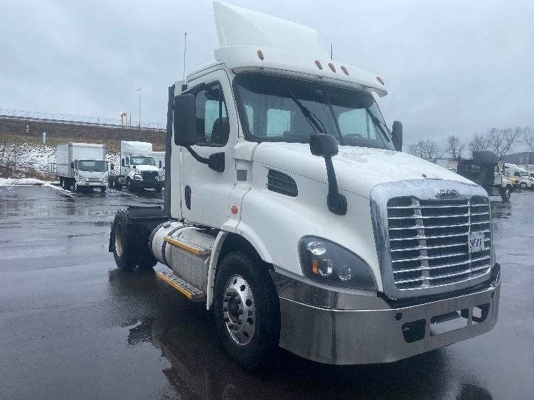 2017 FREIGHTLINER CASCADIA 113 in Binghamton, NY