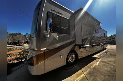 2013 Fleetwood Expedition 38B in ormond beach FL