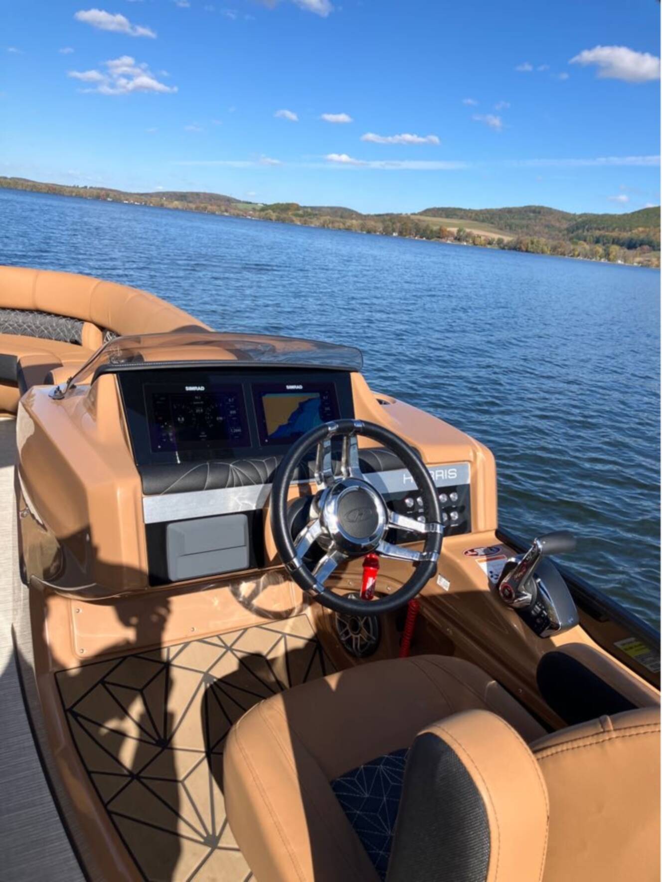 A photo of this 2023 Harris Grand Mariner 250