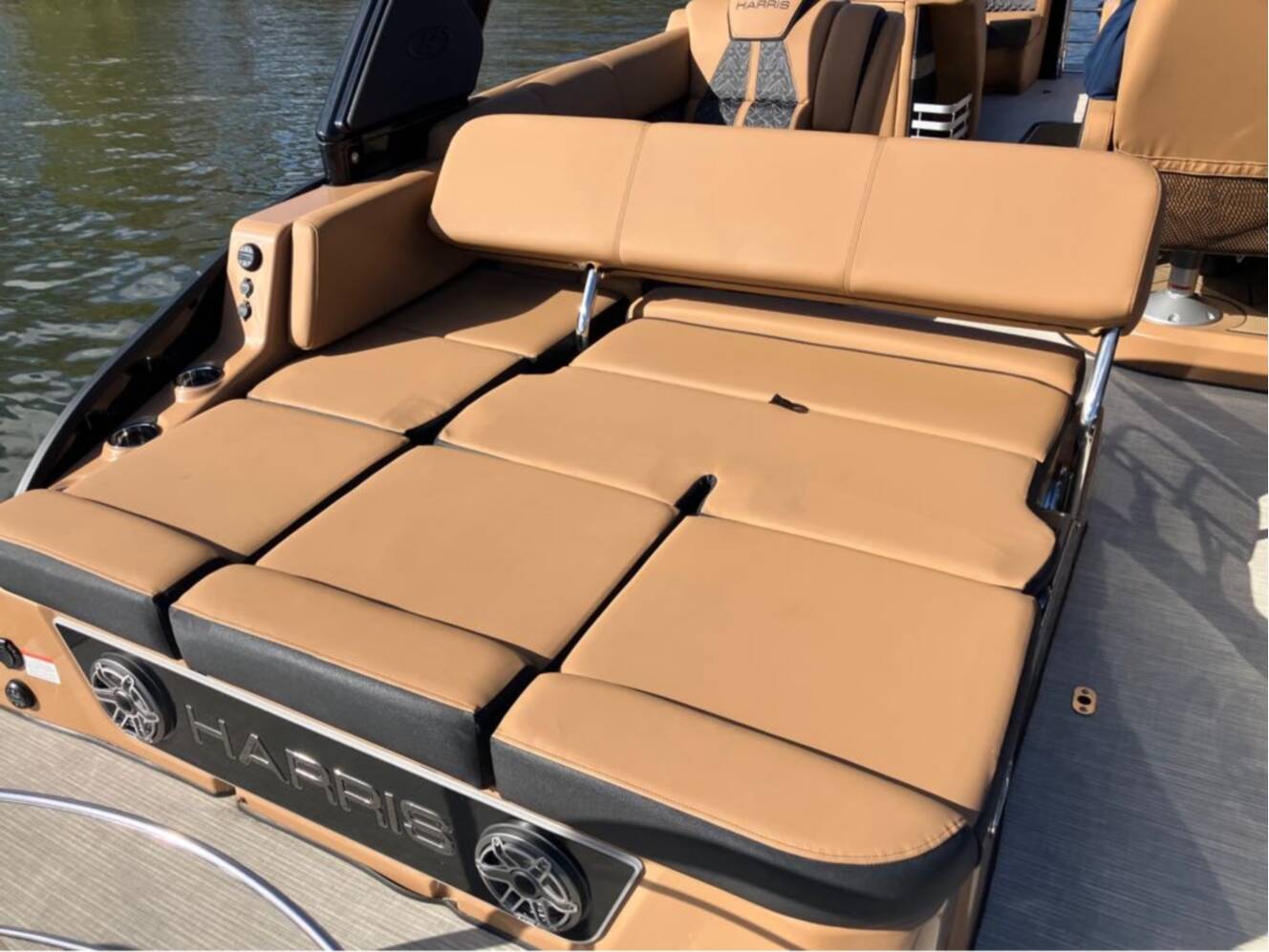 A photo of this 2023 Harris Grand Mariner 250