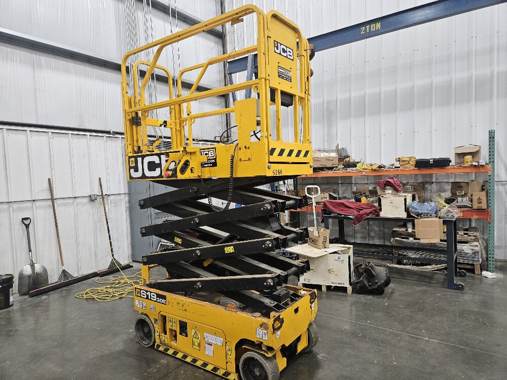 2021 JCB S1930E in Wamego, KS