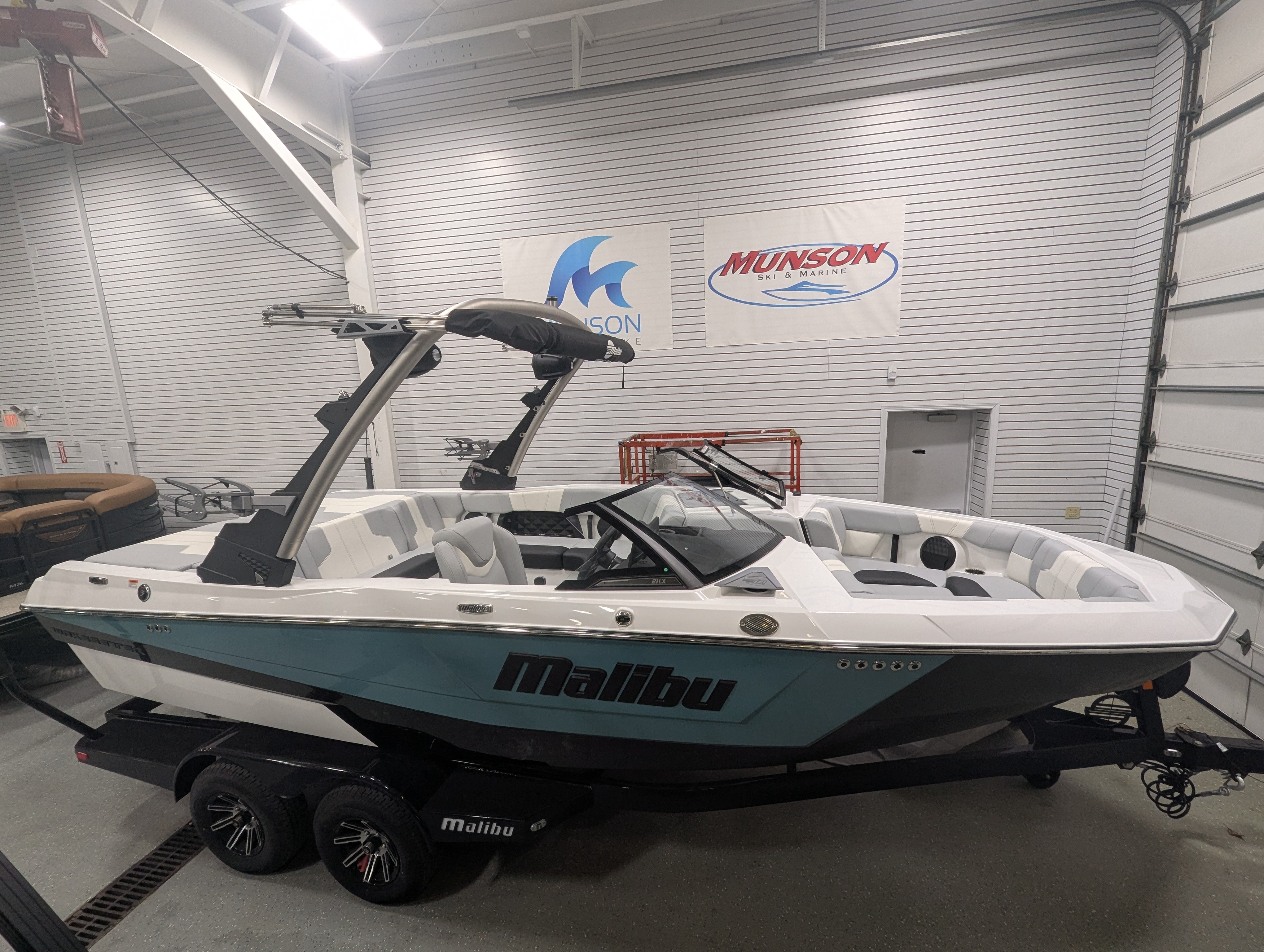 2025 Malibu WAKESETTER 21 LX in round lake IL