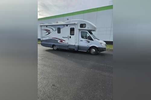 2012 Winnebago ITASCA NAVION 24M in lombard IL