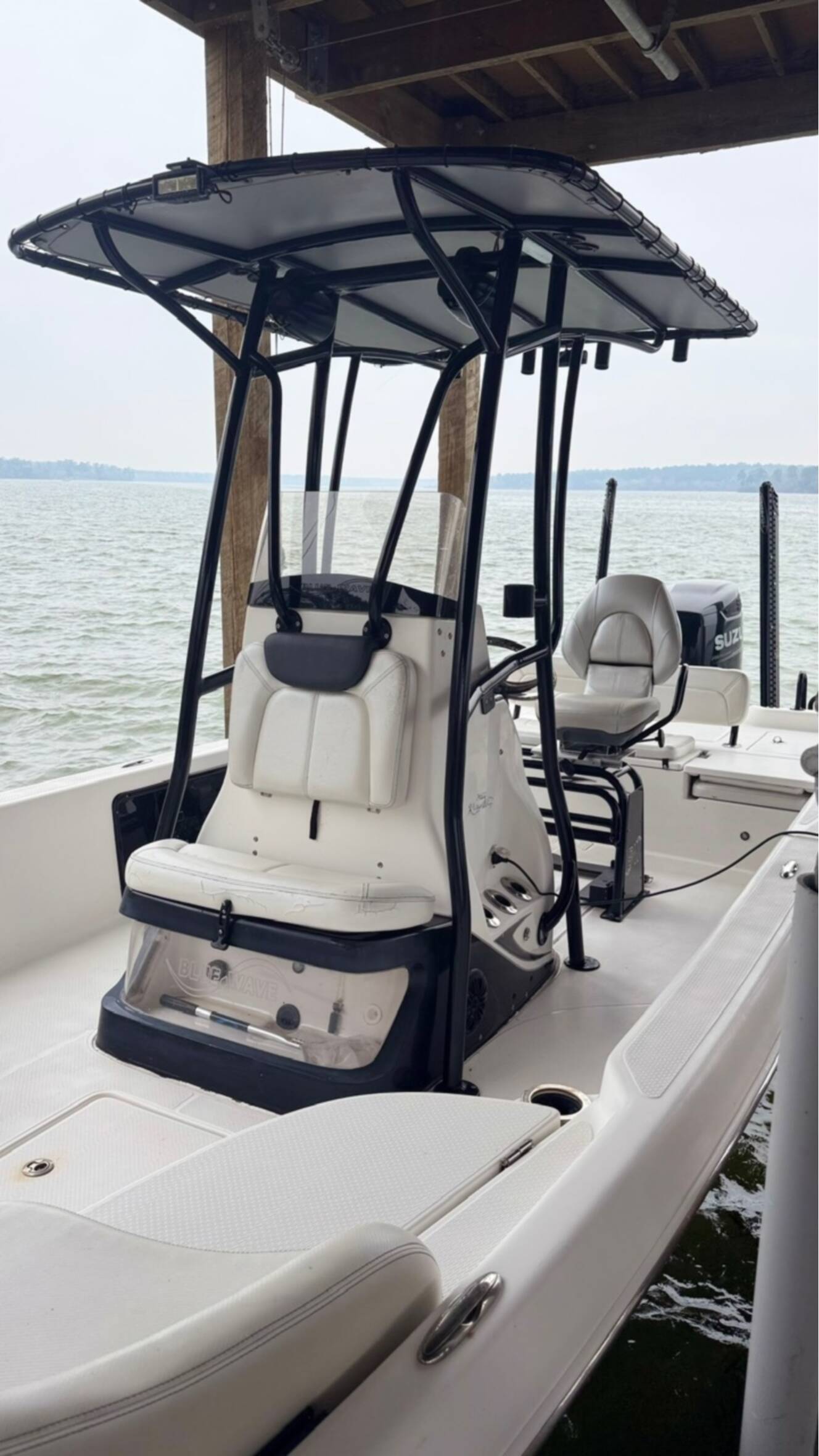 A photo of this 2017 Blue Wave 2400 Pure Bay