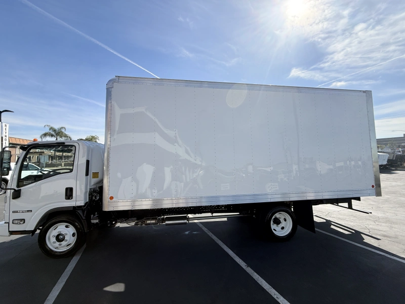 2026 ISUZU NPR HD GAS
