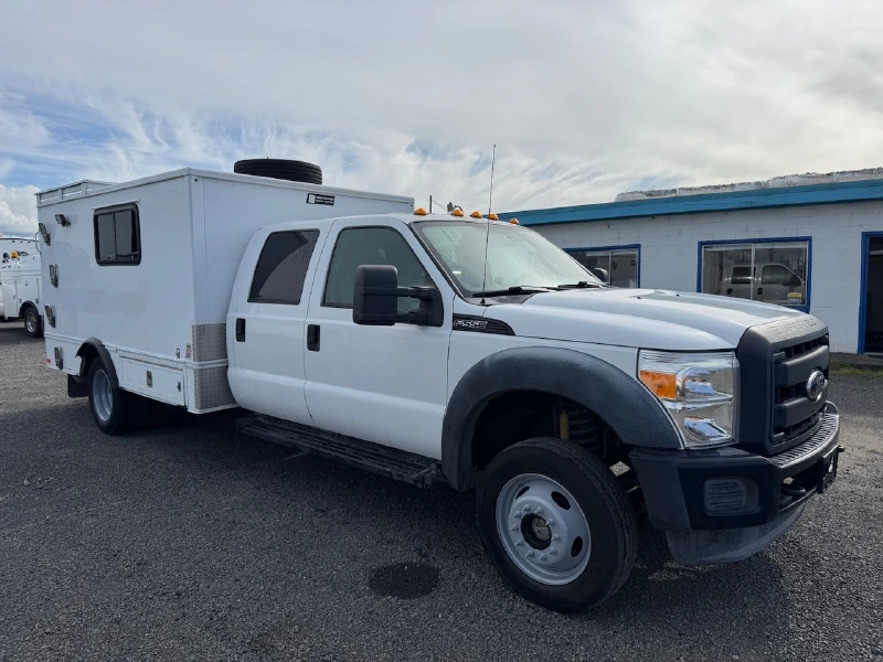 2012 FORD F550