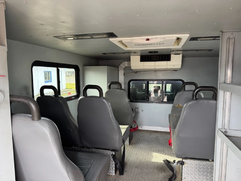 2012 FORD F550