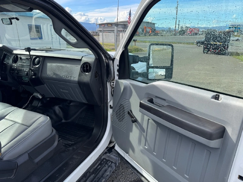 2012 FORD F550