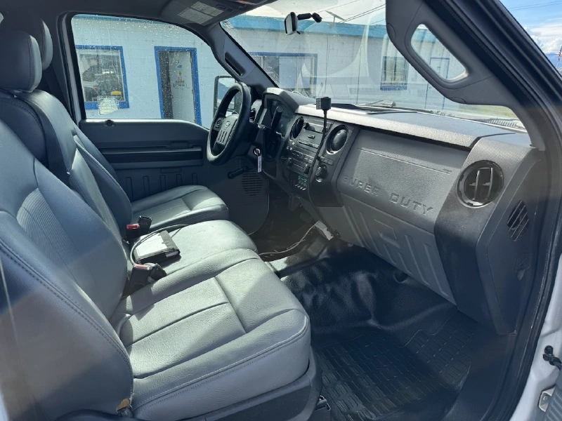 2012 FORD F550