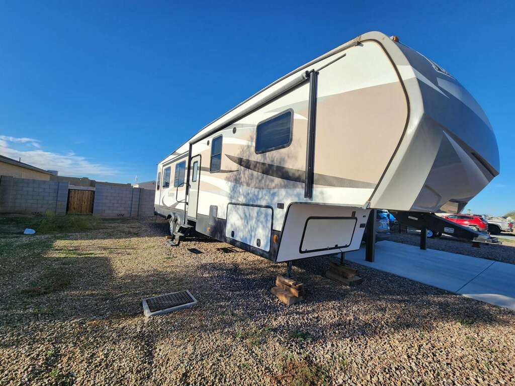 2016 Keystone LAREDO 355RL in arizona city AZ