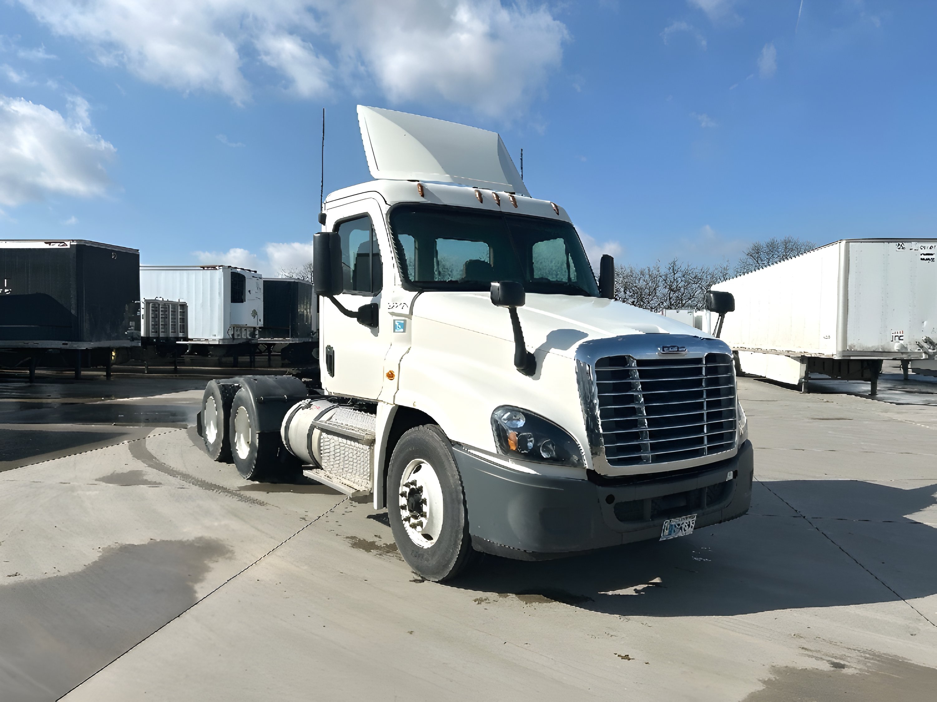 2019 FREIGHTLINER CASCADIA 125 in Goshen, IN