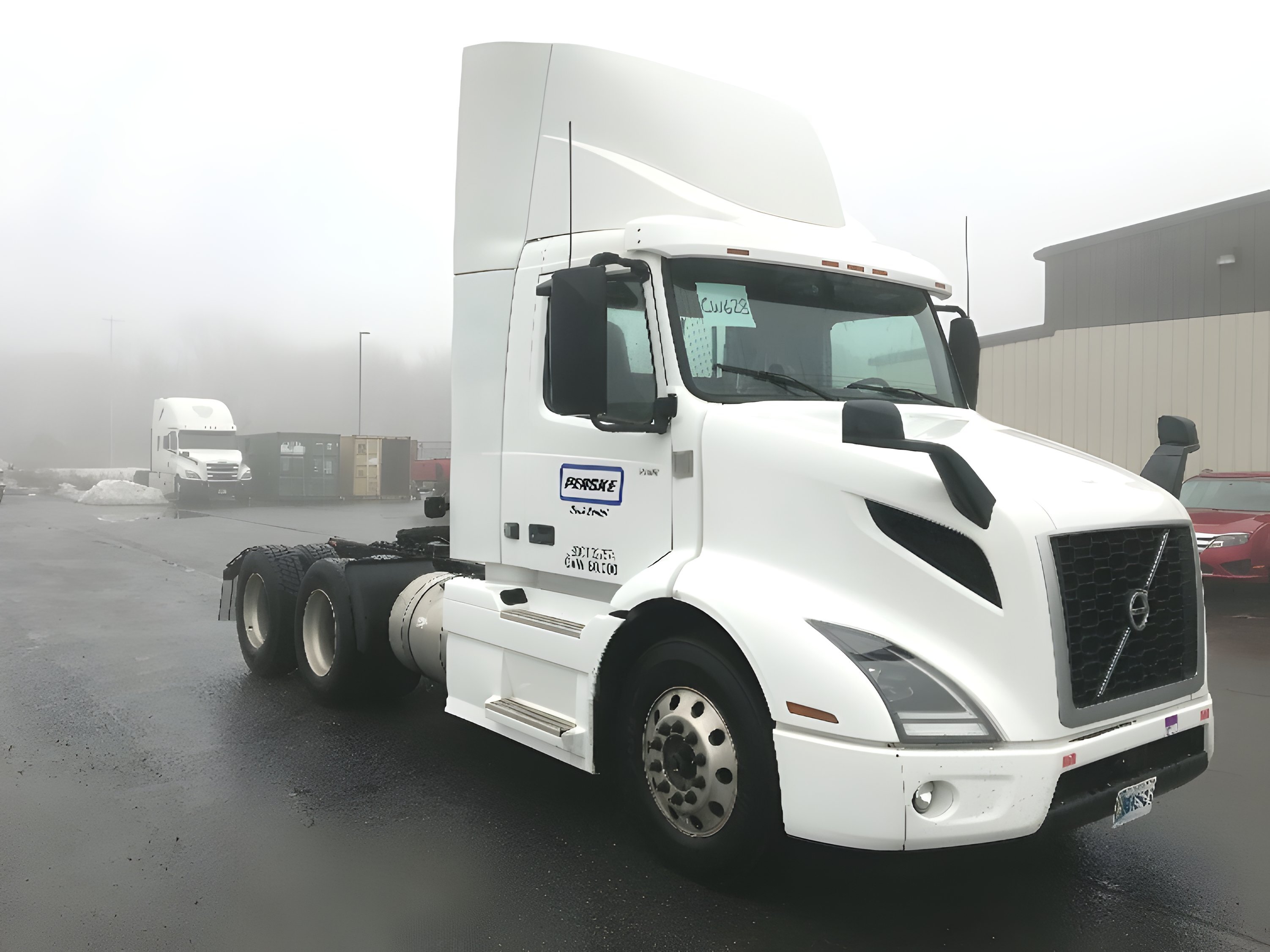 2020 VOLVO VNR64300 in Pottsville, PA