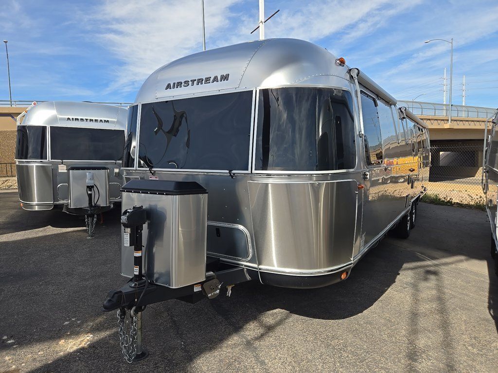 2025 Airstream Classic 33FBQ in las vegas NV