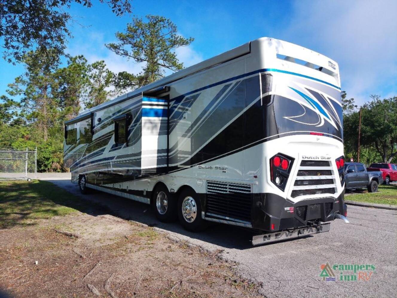 A photo of this 2026 Newmar Dutch Star 4369