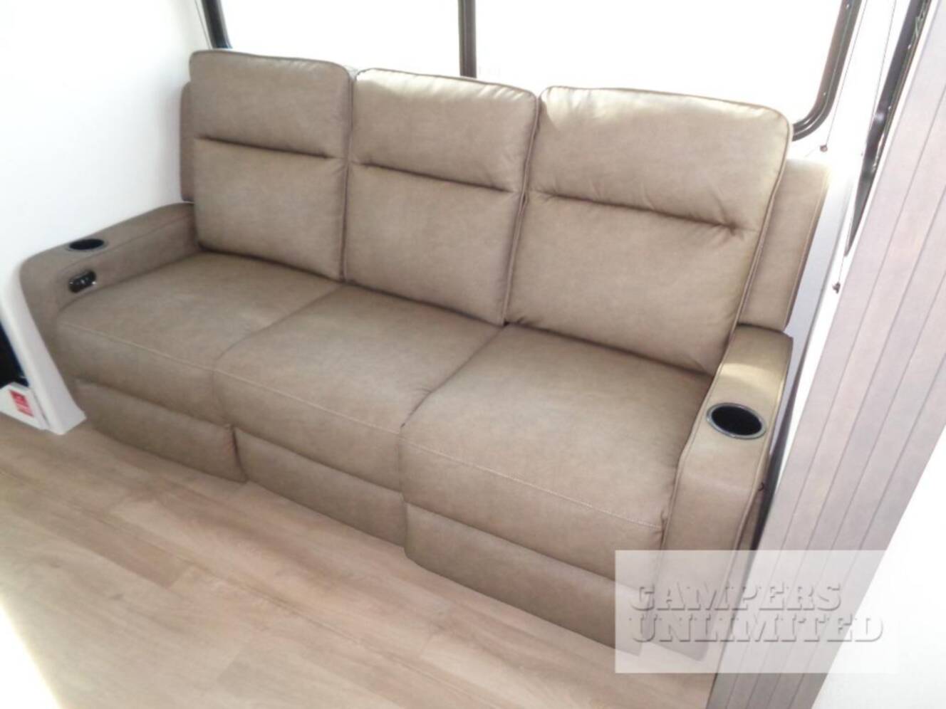 A photo of this 2026 Grand Design Transcend Xplor 285RKT