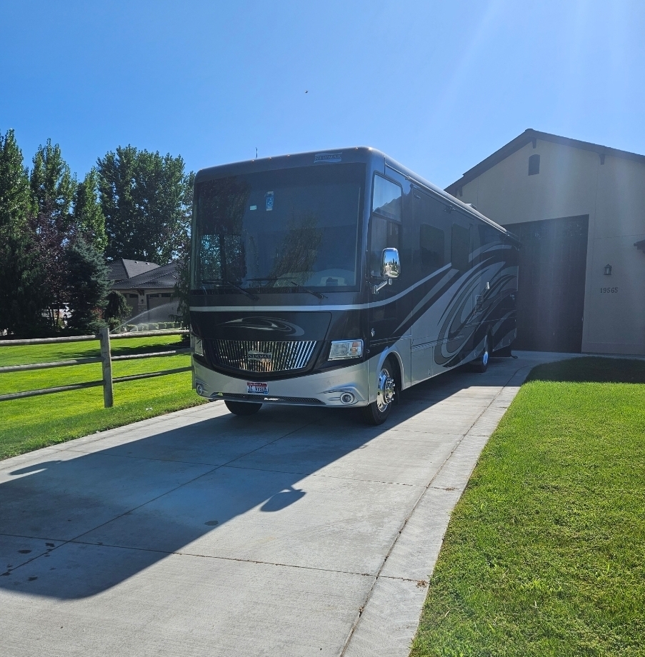 2016 Newmar CANYON STAR 3911 RV