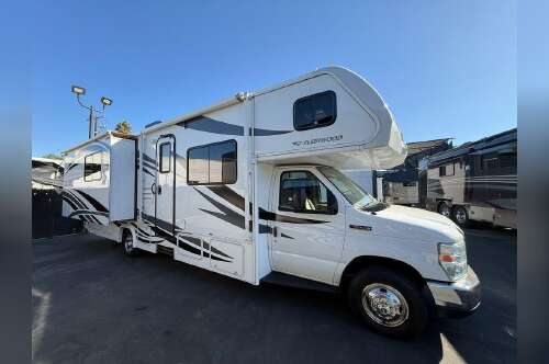 2013 Fleetwood Rv Tioga Ranger 31N in santa ana CA