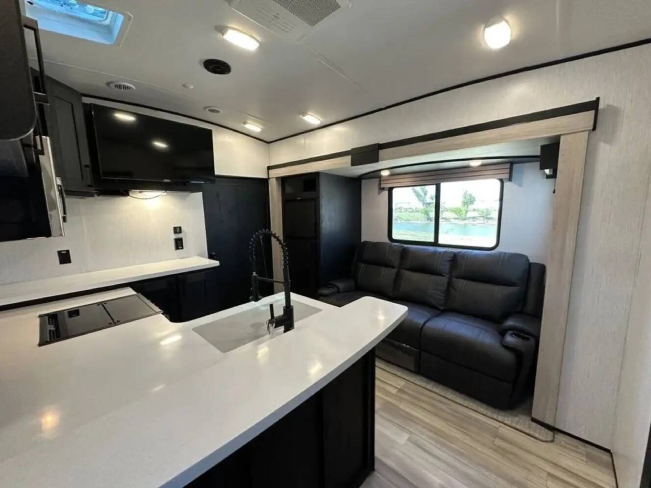 A photo of this 2023 Cruiser Rv Corp STRYKER 3313