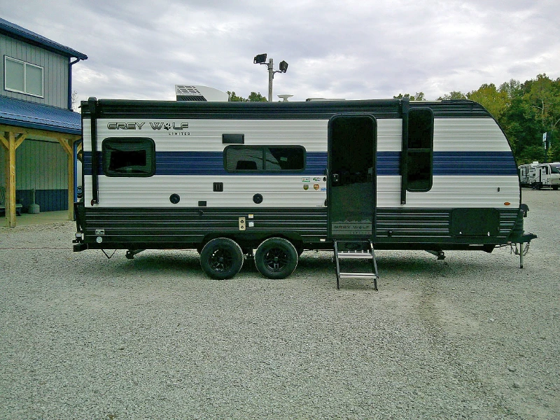 2024 Forest River Cherokee Grey Wolf 20RDSE