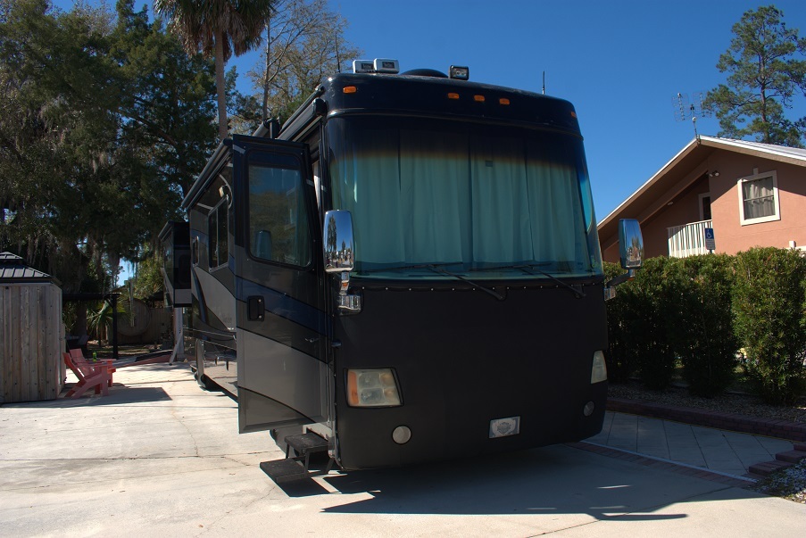 2006 Thor Motor Coach FOUR WINDS MANDALAY 40G in silver springs FL